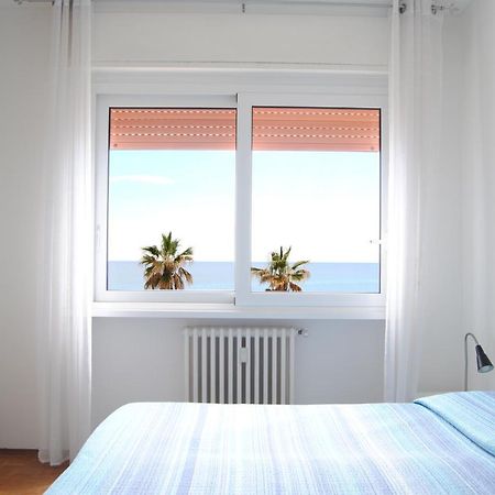 Gaiavacanze Beach Apartment ボルディゲーラ エクステリア 写真