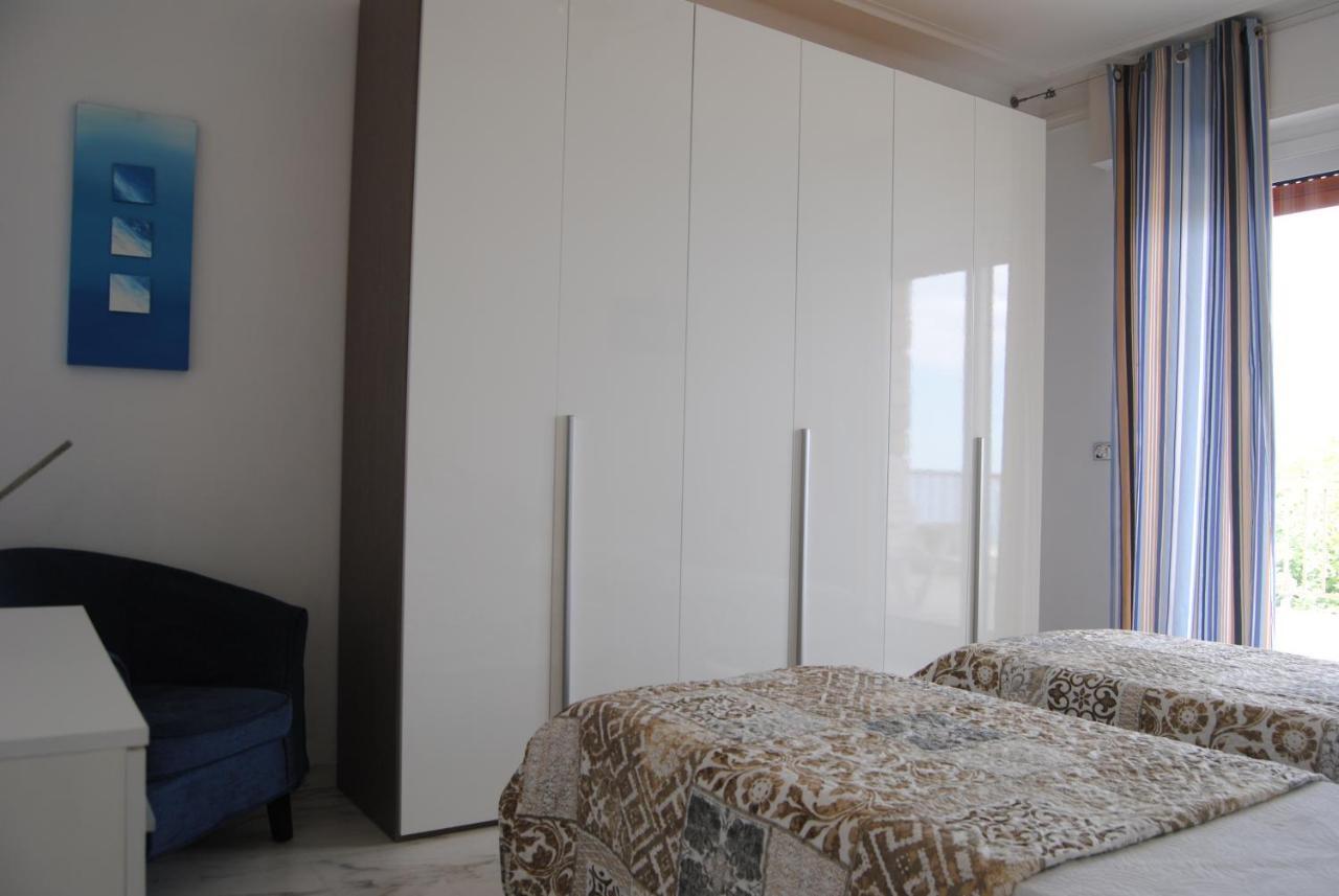 Gaiavacanze Beach Apartment ボルディゲーラ エクステリア 写真