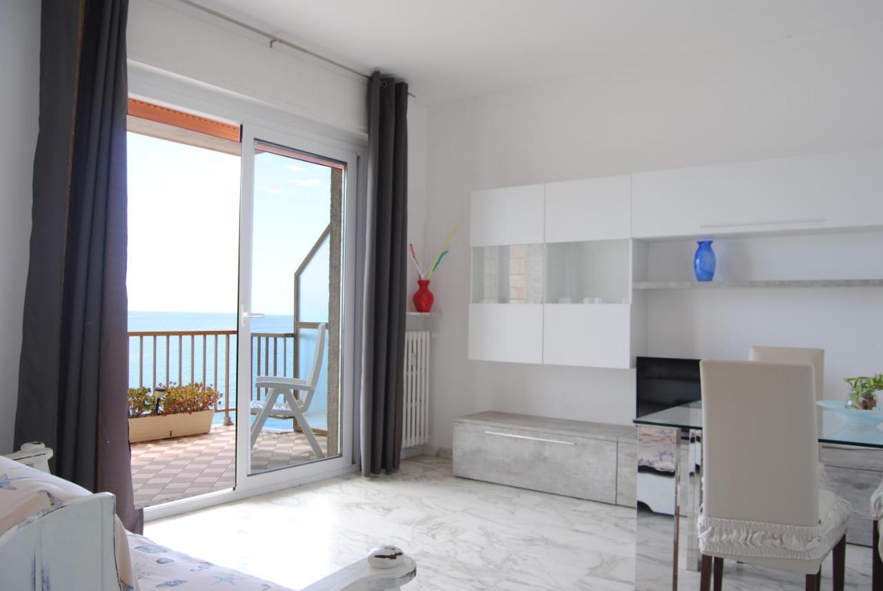 Gaiavacanze Beach Apartment ボルディゲーラ エクステリア 写真